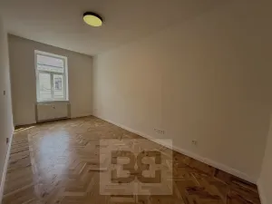 Pronájem bytu 2+kk, Praha - Smíchov, Plzeňská, 44 m2