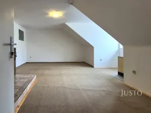 Pronájem bytu 1+kk, Písek, Budějovická, 26 m2