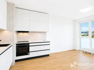 Pronájem bytu 2+kk, Praha - Vysočany, Pod Harfou, 49 m2