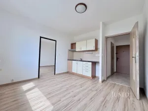Pronájem bytu 2+kk, Ústí nad Labem - Severní Terasa, Šumavská, 37 m2