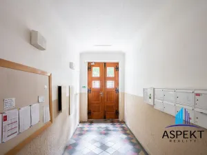 Pronájem bytu 2+1, Praha - Vinohrady, Londýnská, 54 m2