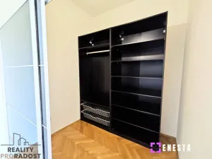 Pronájem bytu 2+kk, Praha - Nusle, náměstí Generála Kutlvašra, 55 m2