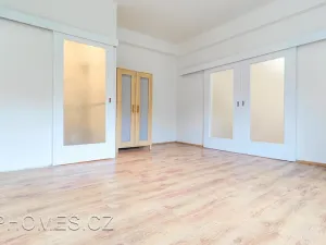 Pronájem bytu 2+kk, Praha - Žižkov, Biskupcova, 46 m2