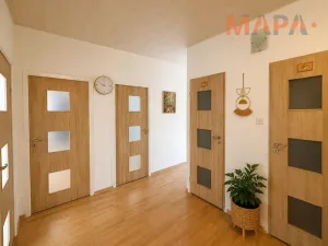Pronájem bytu 3+1, Jirkov, Jezerská, 78 m2