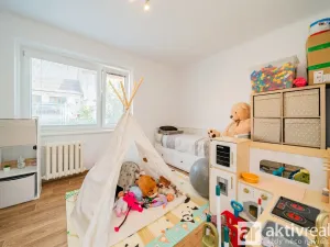 Prodej rodinného domu, Praha - Komořany, Nad teplárnou, 260 m2