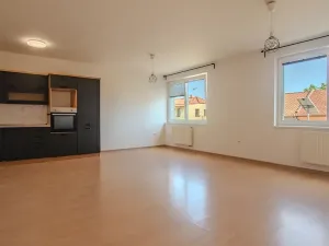 Pronájem bytu 2+kk, Poděbrady, Táboritská, 66 m2