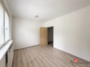 Pronájem bytu 2+kk, Nový Bor, Horovy sady, 41 m2