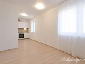 Pronájem bytu 1+kk, Brno - Žebětín, Žabí, 40 m2