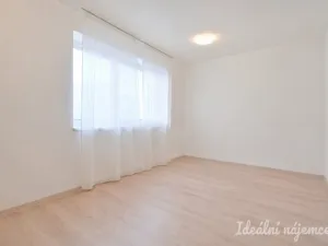 Pronájem bytu 1+kk, Brno - Žebětín, Žabí, 40 m2