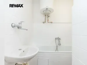 Prodej bytu 1+1, Čistá, nám. Václavské, 43 m2