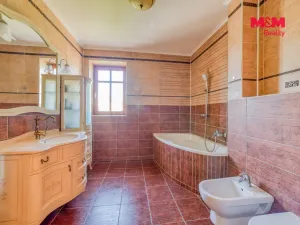 Prodej rodinného domu, Velká Hleďsebe, Pohraniční stráže, 220 m2