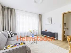 Pronájem bytu 2+1, Praha - Holešovice, U Pergamenky, 61 m2