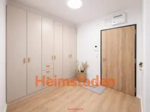 Pronájem bytu 2+1, Praha - Holešovice, U Pergamenky, 55 m2