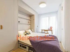 Pronájem bytu 1+kk, Praha - Holešovice, Vrbenského, 37 m2
