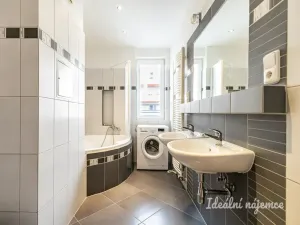 Pronájem bytu 2+kk, Praha - Záběhlice, Kamelova, 54 m2