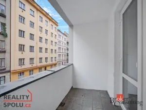 Pronájem bytu 1+1, Praha - Holešovice, U smaltovny, 40 m2