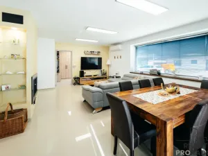 Prodej rodinného domu, Hrušky, Na Zahajce, 117 m2