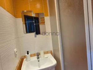 Pronájem bytu 2+kk, Praha, Pujmanové, 41 m2