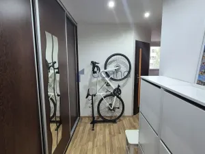 Pronájem bytu 2+kk, Praha, Pujmanové, 41 m2
