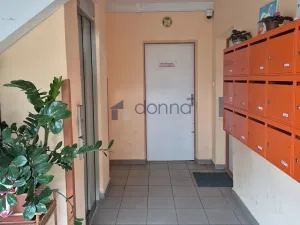 Pronájem bytu 2+kk, Praha, Pujmanové, 41 m2