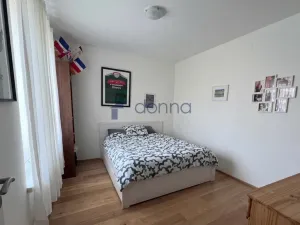 Pronájem bytu 4+kk, Praha, Drtinova, 99 m2