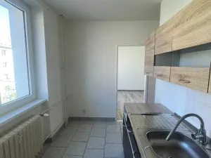 Pronájem bytu 2+1, Jirkov, Ervěnická, 51 m2