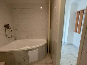 Pronájem bytu 2+1, Jirkov, Ervěnická, 51 m2