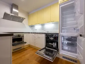 Pronájem bytu 2+kk, Praha - Košíře, Linhartova, 81 m2