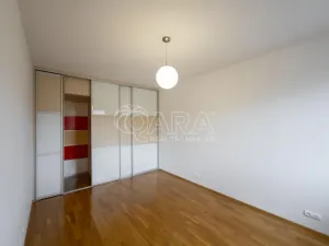Pronájem bytu 2+kk, Praha - Košíře, Linhartova, 81 m2