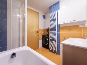 Pronájem bytu 2+kk, Praha - Košíře, Linhartova, 81 m2