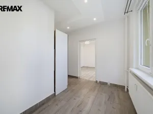 Prodej bytu 4+1, Chomutov, Kamenná, 76 m2