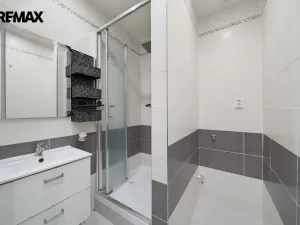 Prodej bytu 4+1, Chomutov, Kamenná, 76 m2
