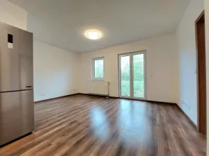 Pronájem bytu 2+kk, Hrochův Týnec, Nádražní, 44 m2