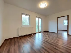 Pronájem bytu 2+kk, Hrochův Týnec, Nádražní, 44 m2