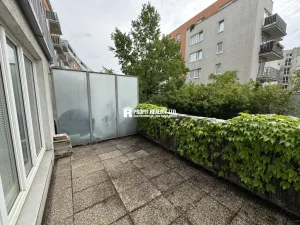 Pronájem bytu 1+kk, Praha - Strašnice, Počernická, 37 m2