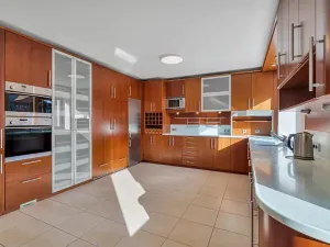 Prodej rodinného domu, Průhonice, Jitrocelová, 380 m2