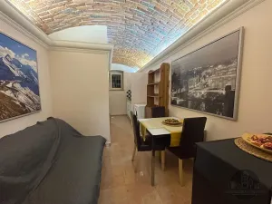Pronájem bytu 2+kk, Praha - Žižkov, Orebitská, 36 m2