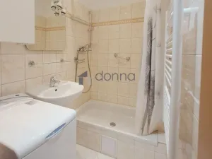 Pronájem bytu 2+kk, Praha, Gregorova, 46 m2