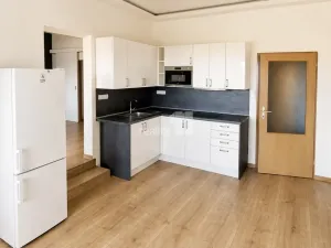 Pronájem bytu 3+kk, Praha - Michle, Jihlavská, 50 m2