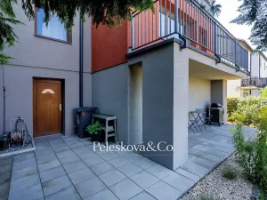Prodej vícegeneračního domu, Praha - Štěrboholy, Pod areálem, 333 m2