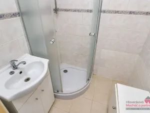 Prodej bytu 3+1, Ostrava - Poruba, Alžírská, 63 m2