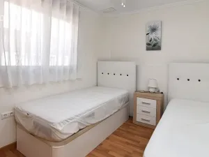 Prodej rodinného domu, Guardamar del Segura, Alicante, Španělsko, 100 m2