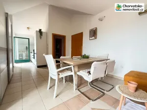 Prodej bytu 2+kk, Novalja, Chorvatsko, 61 m2