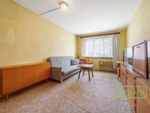 Prodej bytu 2+1, Karlovy Vary, Krymská, 55 m2