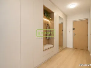 Prodej bytu 2+1, Karlovy Vary, Krymská, 55 m2