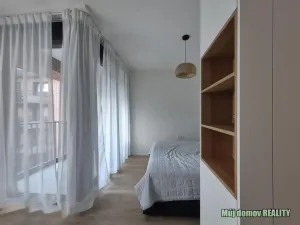 Pronájem bytu 1+kk, Praha - Smíchov, U Lihovaru, 31 m2
