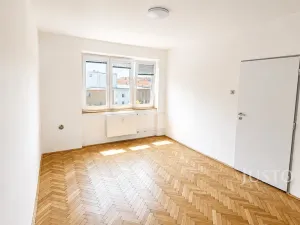 Pronájem bytu 2+1, Písek - Budějovické Předměstí, Šafaříkova, 53 m2
