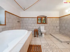 Prodej rodinného domu, Vysoký Chlumec, 190 m2