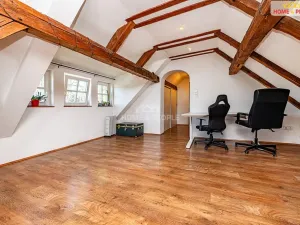 Prodej rodinného domu, Vysoký Chlumec, 190 m2