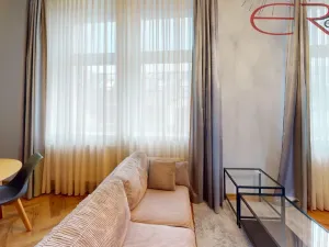 Pronájem bytu 2+kk, Jablonec nad Nisou, Komenského, 54 m2